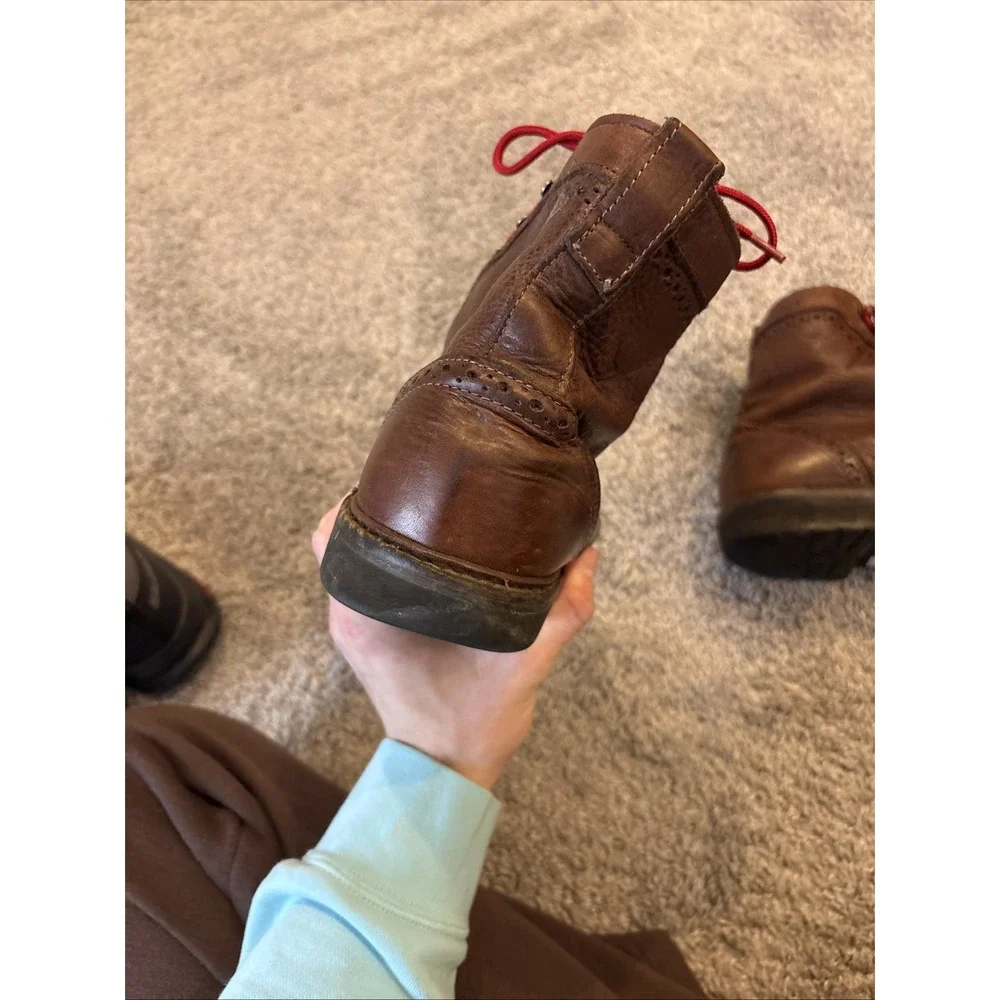 Allen Edmonds 'Long Branch' Brown Wingtip Ankle Boots USA Vibram 6021 Size 10.5